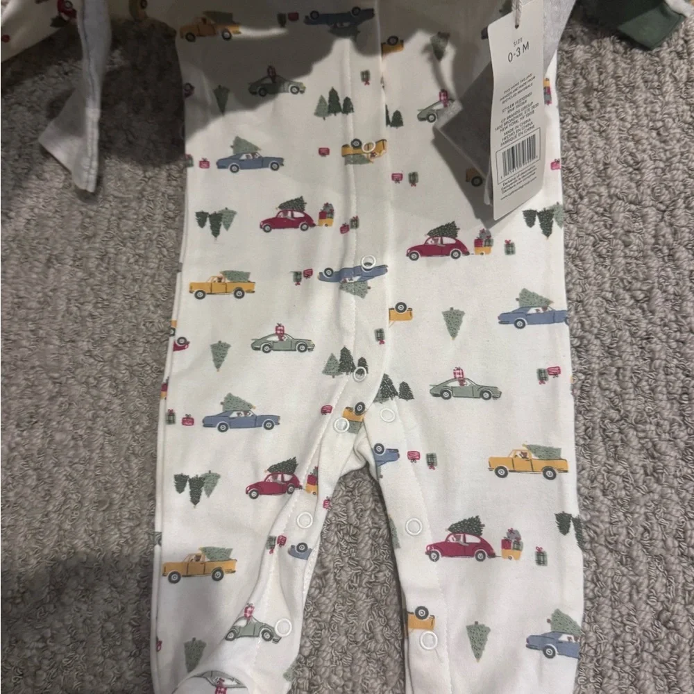 ☃️chick pea Gray and Green Christmas Baby Set - Picture 6 of 7